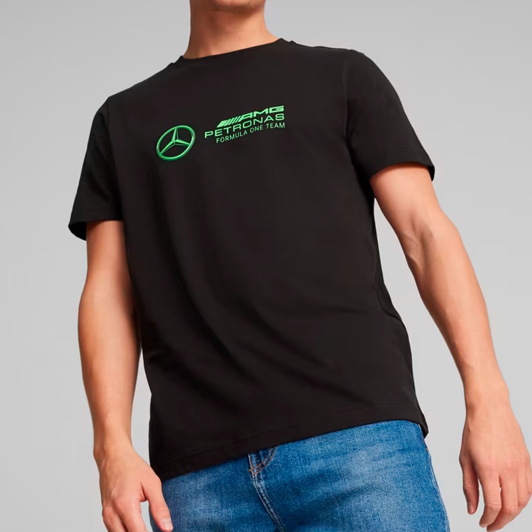 Футболка Puma Mercedes-AMG Petronas Motorsport Logo Tee 62375401 купить в  Москве, цены – интернет-магазин Footballmania