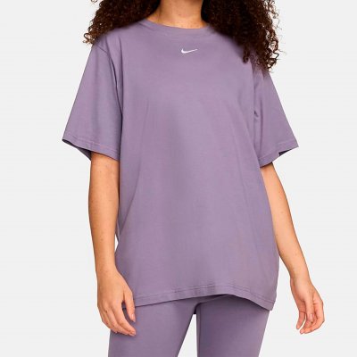 Футболка женская Nike Sportswear Essential Tee