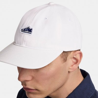 Бейсболка Nike Club Unstructured Dunk Patch Cap